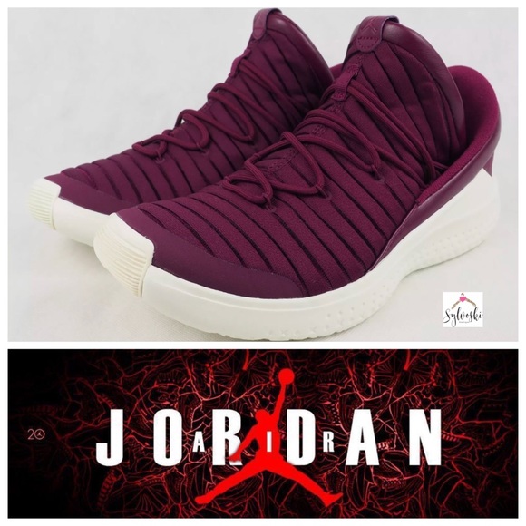 🆕Jordan Flight Luxe - Picture 2 of 5